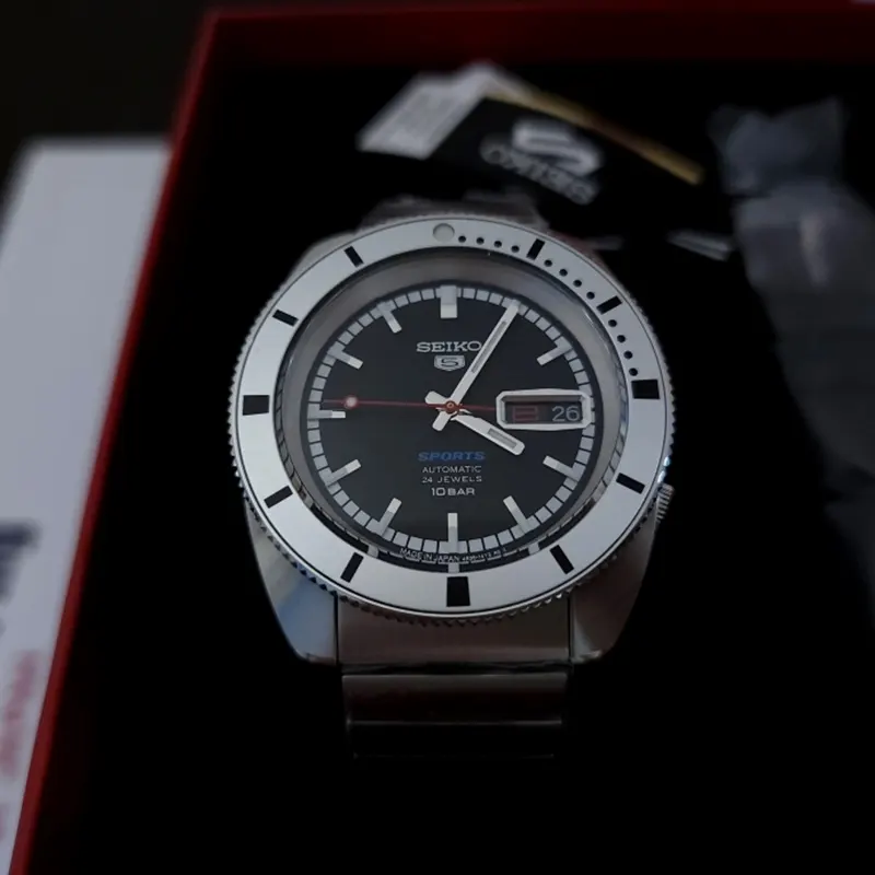 Seiko 5 Sports Heritage Kamen Ride LIMITED EDITION  Men's Watch- SRPL05